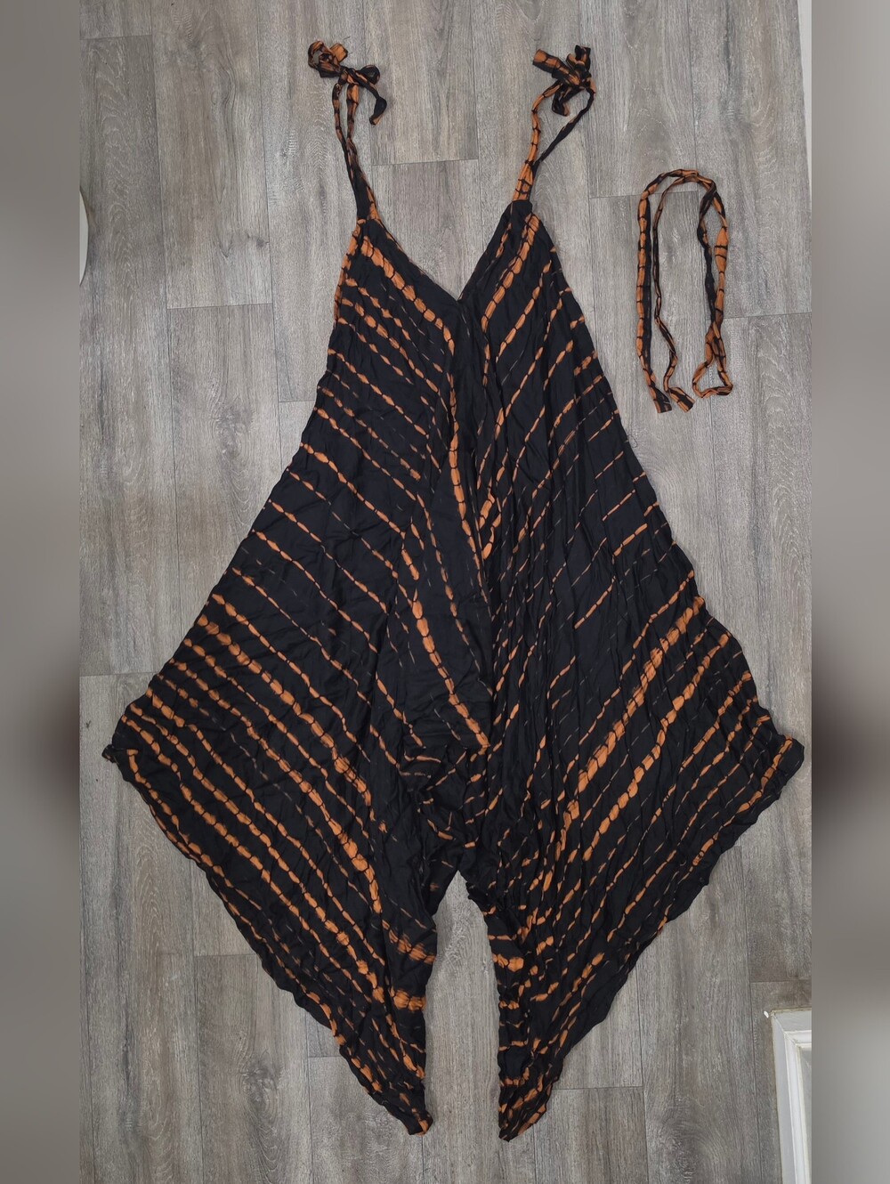 Black & Copper Tie-Dye V-Neck Bohemian Jumpsuit *NWT*-One Size - Picture 6 of 8